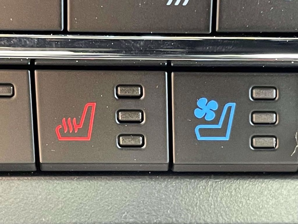 2026 Glacier Gray Metallic Tri-Coat Ford Super Duty F-250 SRW Lariat 4X4 Truck