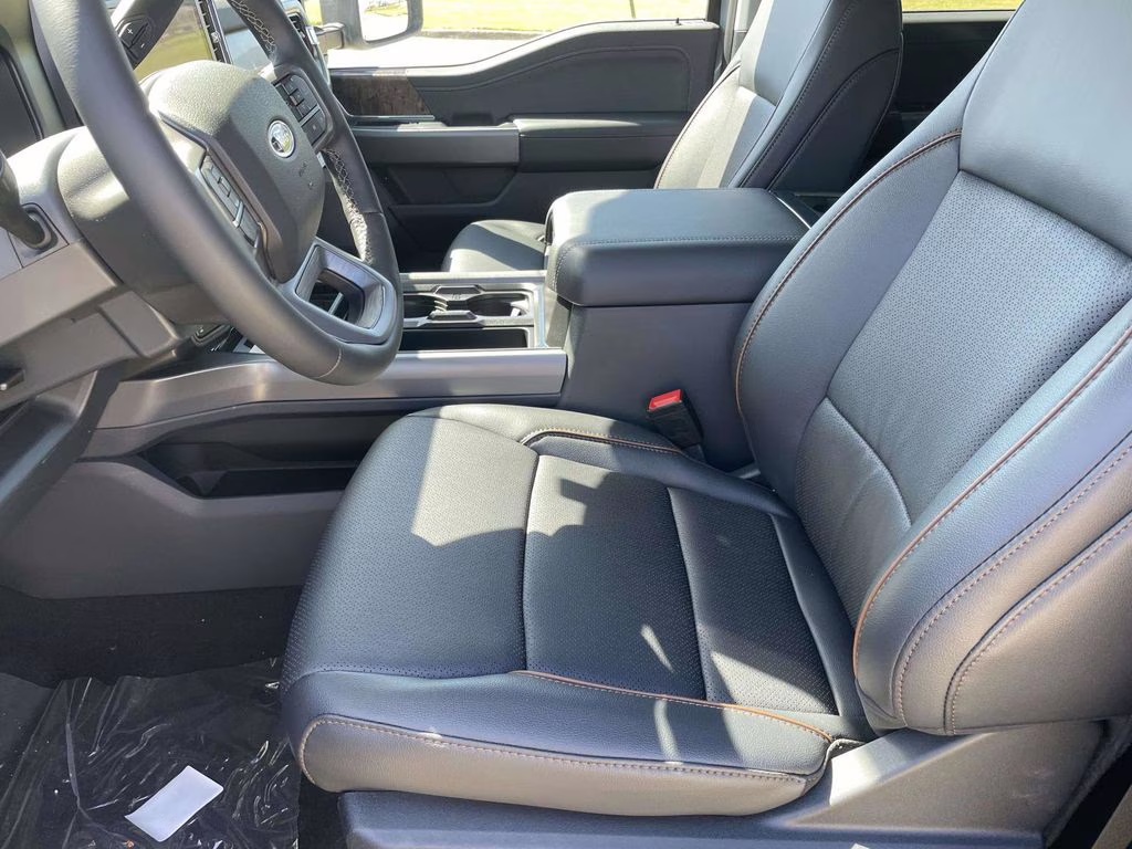 2026 Glacier Gray Metallic Tri-Coat Ford Super Duty F-250 SRW Lariat 4X4 Truck