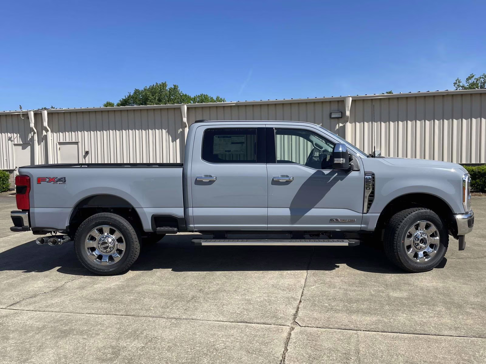 2026 Glacier Gray Metallic Tri-Coat Ford Super Duty F-250 SRW Lariat 4X4 Truck