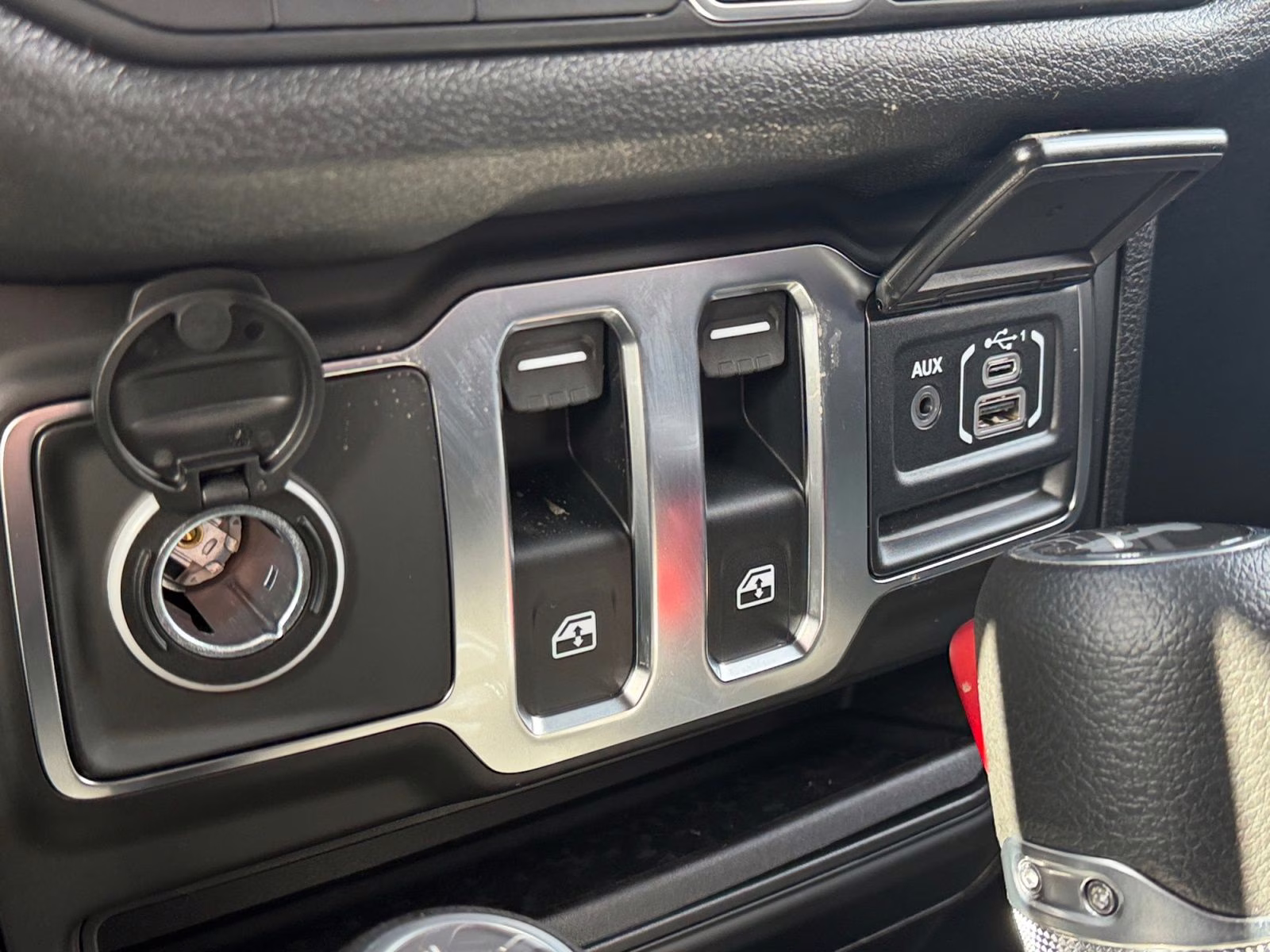 2026 Bright White Clearcoat Jeep Wrangler Sport 4X4 SUV