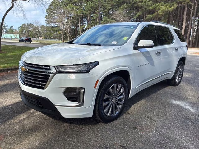 2023 Summit White Chevrolet Traverse Premier FWD SUV