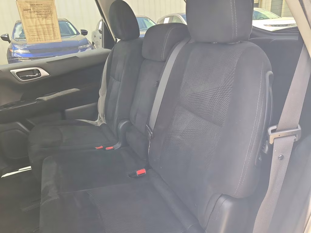 2016 Glacier White Nissan Pathfinder SV FWD SUV