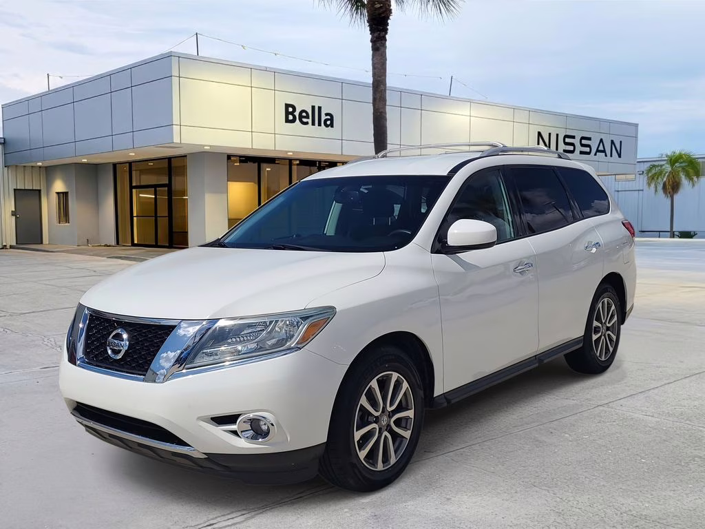 2016 Nissan Pathfinder SV