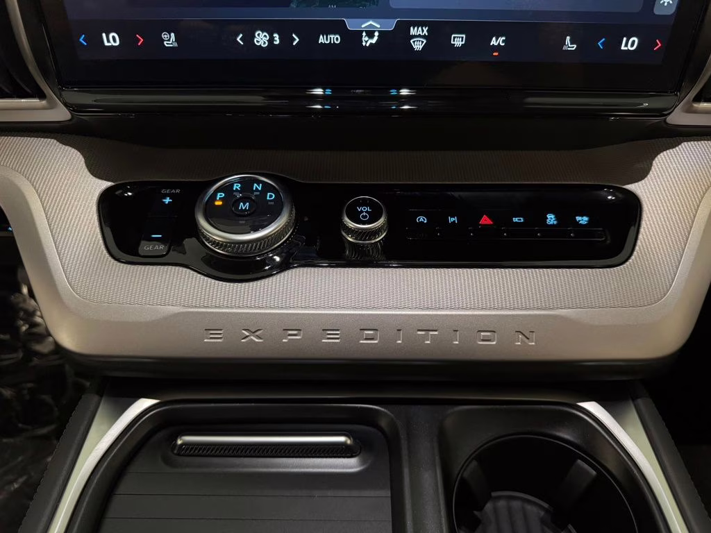 2026 Black Metallic Ford Expedition Max Active RWD SUV