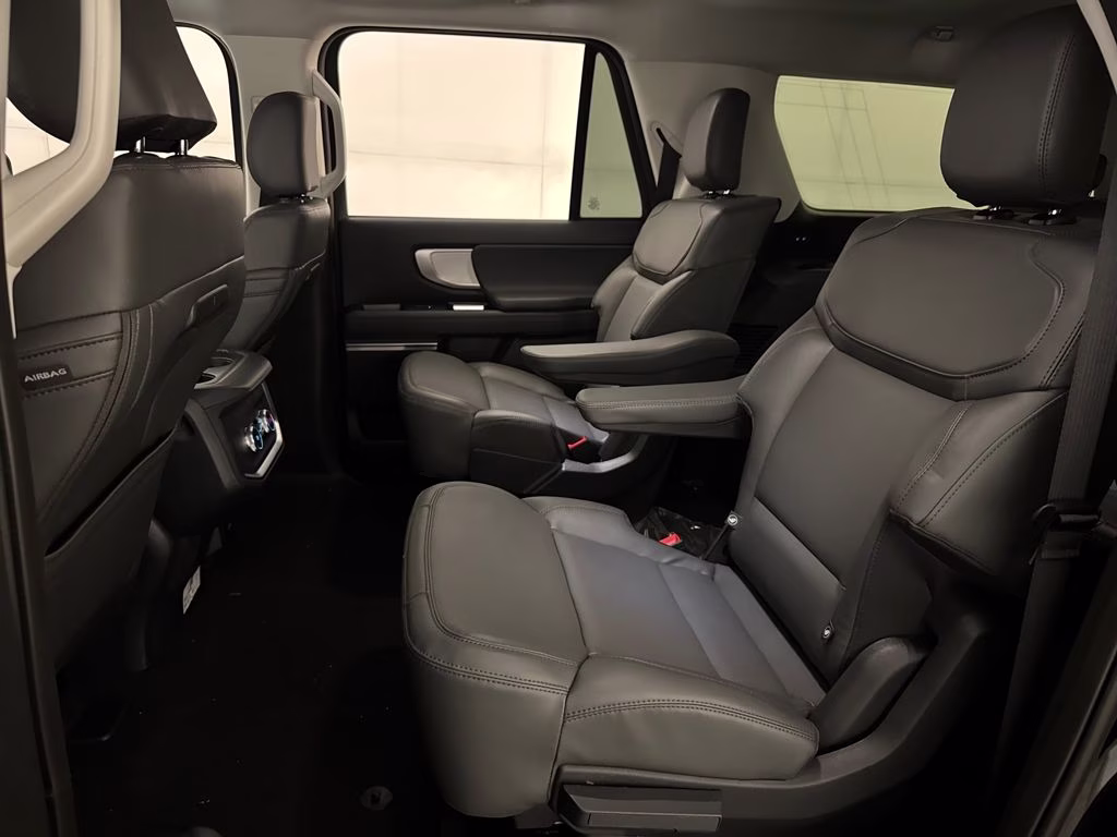2026 Agate Black Metallic Ford Expedition Max Active RWD SUV