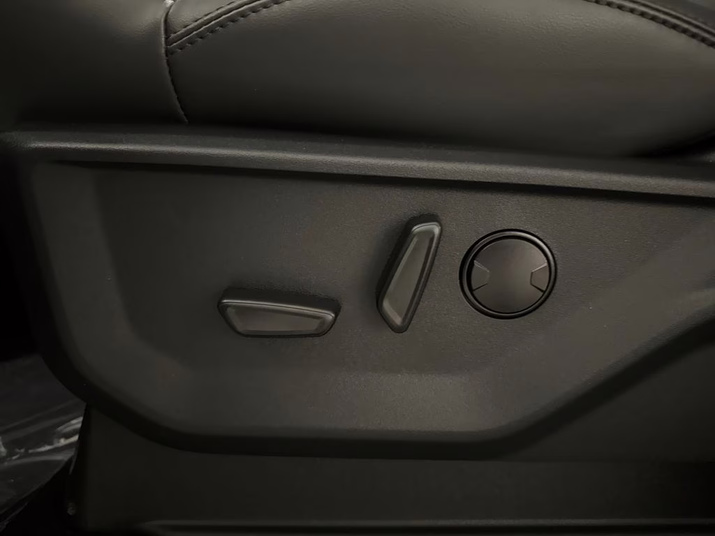 2026 Agate Black Metallic Ford Expedition Max Active RWD SUV