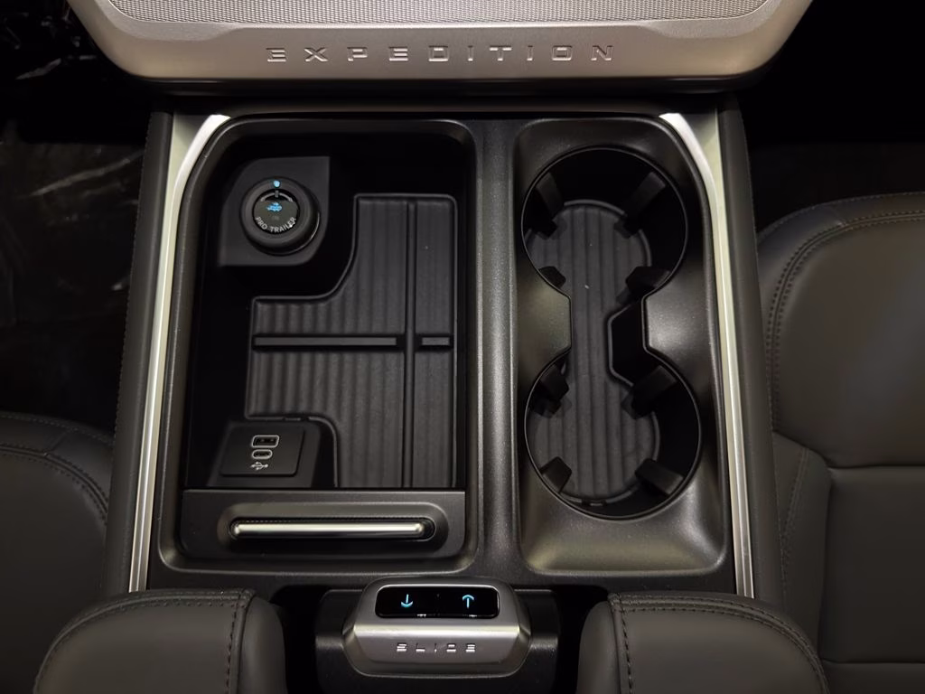 2026 Agate Black Metallic Ford Expedition Max Active RWD SUV