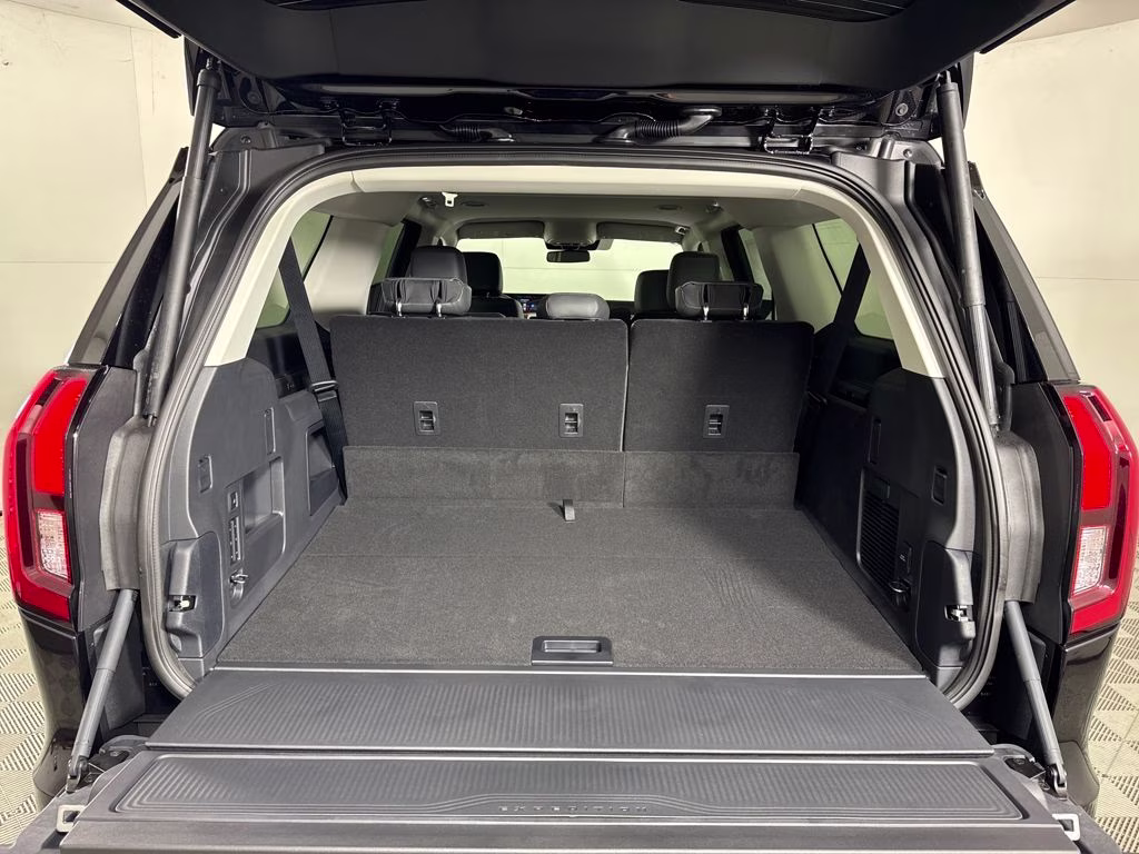 2026 Agate Black Metallic Ford Expedition Max Active RWD SUV