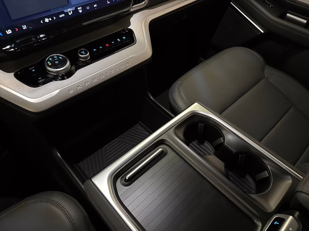 2026 Agate Black Metallic Ford Expedition Max Active RWD SUV