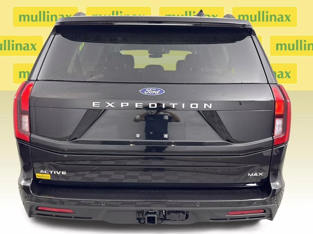 2026 Agate Black Metallic Ford Expedition Max Active RWD SUV
