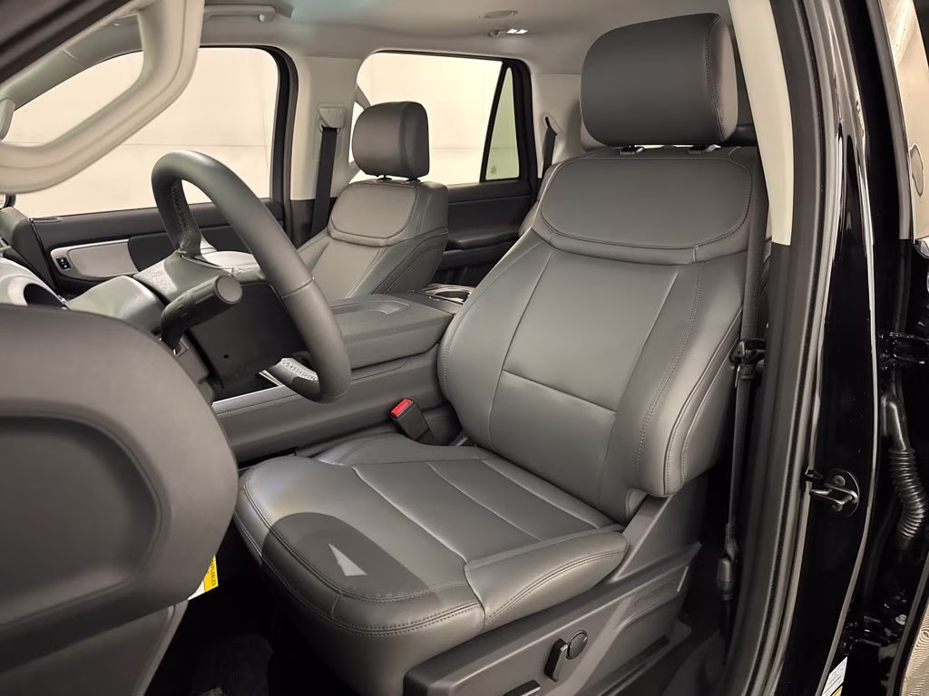 2026 Agate Black Metallic Ford Expedition Max Active RWD SUV