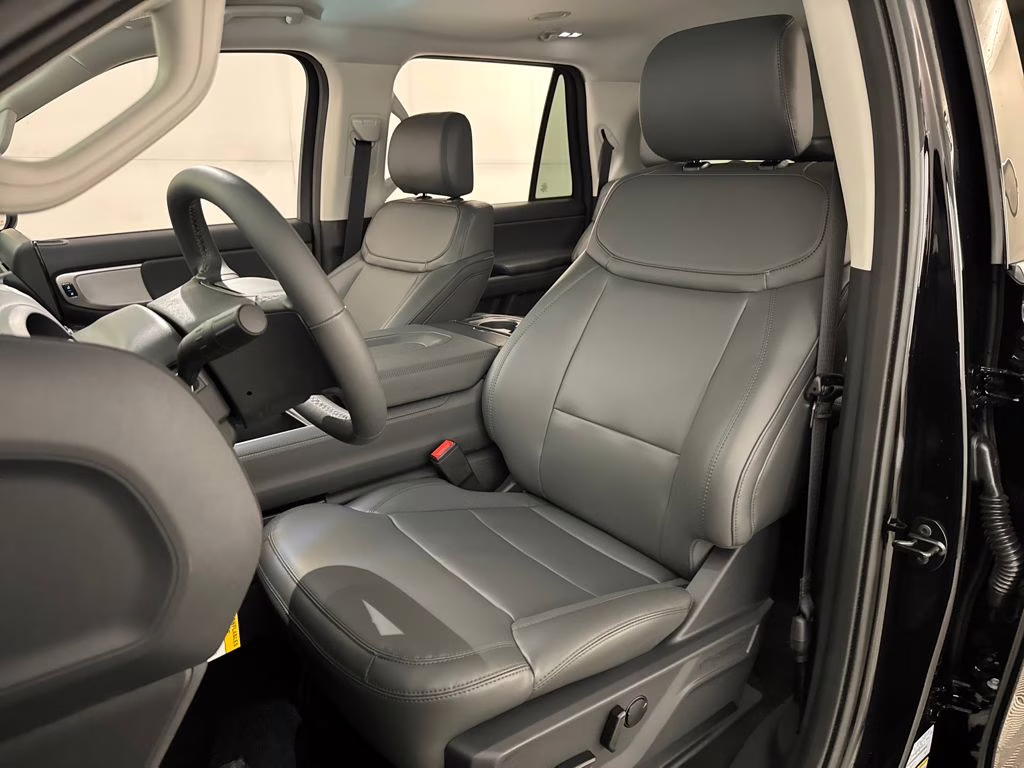 2026 Agate Black Metallic Ford Expedition Max Active RWD SUV