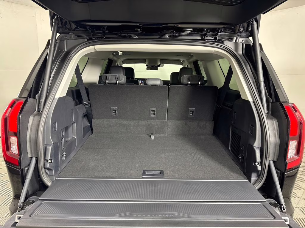 2026 Agate Black Metallic Ford Expedition Max Active RWD SUV