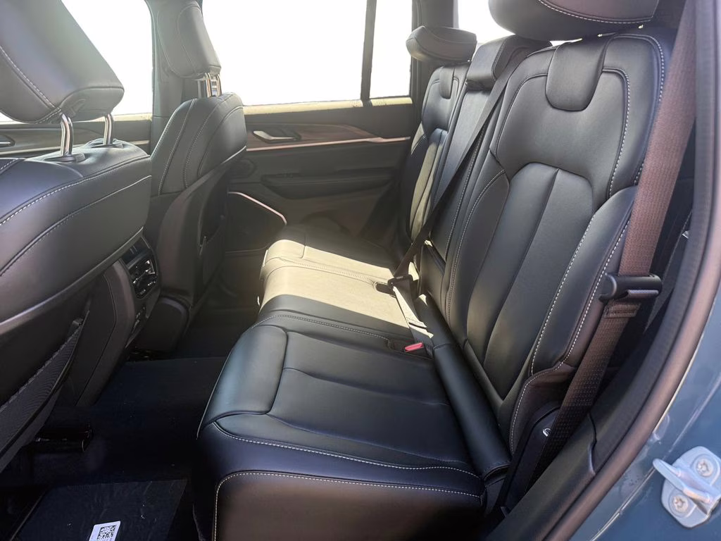 2026 Steel Blue Jeep Grand Cherokee Limited 4X4 SUV