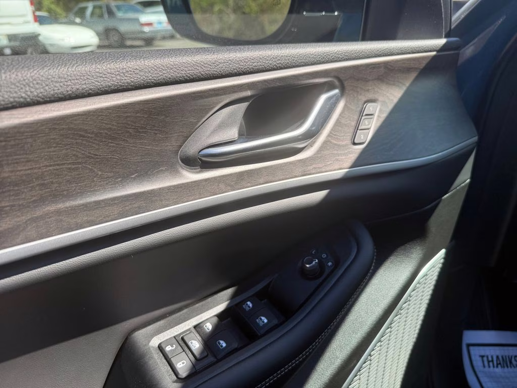 2026 Steel Blue Jeep Grand Cherokee Limited 4X4 SUV