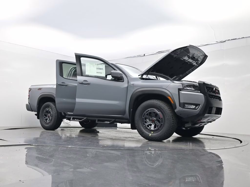 2026 Boulder Gray Pearl Nissan Frontier PRO-4X 4X4 Truck