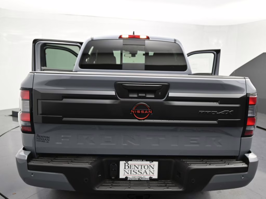 2026 Boulder Gray Pearl Nissan Frontier PRO-4X 4X4 Truck