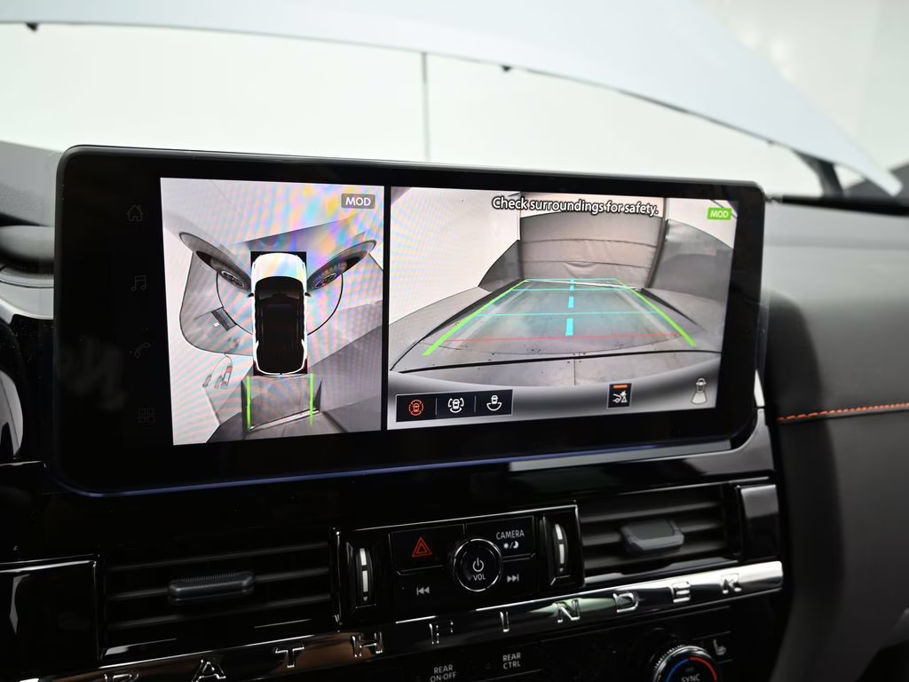 2026 Boulder Gray/Super Black Nissan Pathfinder Rock Creek 4X4 SUV