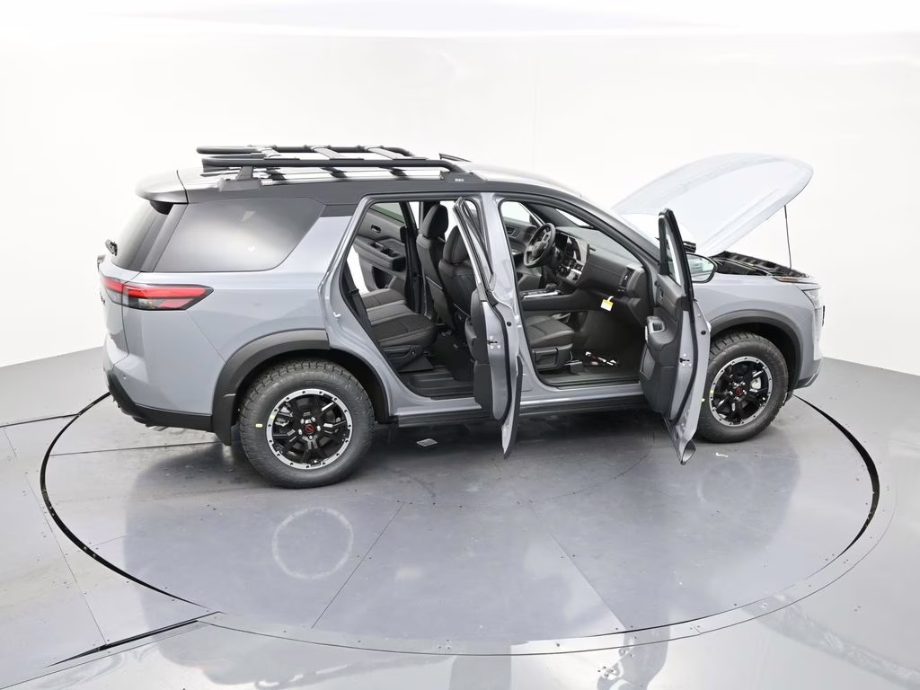 2026 Boulder Gray/Super Black Nissan Pathfinder Rock Creek 4X4 SUV