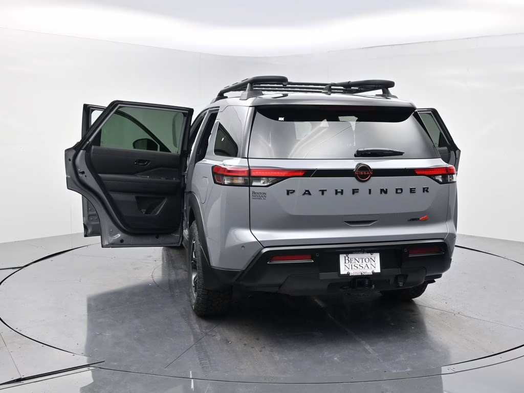 2026 Boulder Gray/Super Black Nissan Pathfinder Rock Creek 4X4 SUV