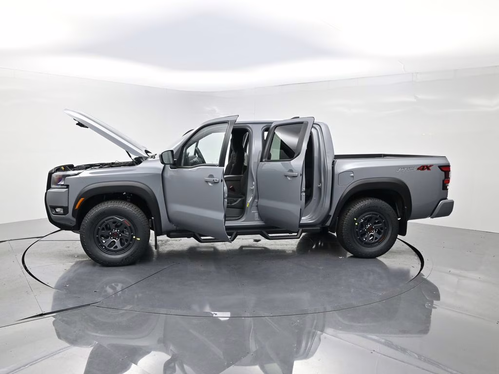 2026 Boulder Gray Pearl Nissan Frontier PRO-4X 4X4 Truck