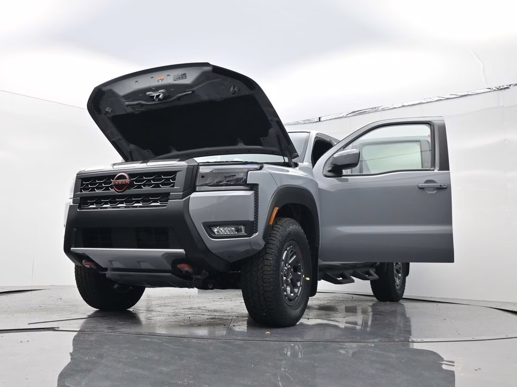 2026 Boulder Gray Pearl Nissan Frontier PRO-4X 4X4 Truck