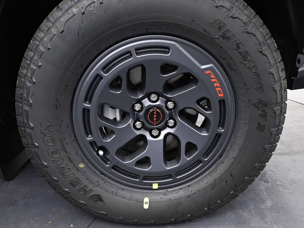 2026 Boulder Gray Pearl Nissan Frontier PRO-4X 4X4 Truck