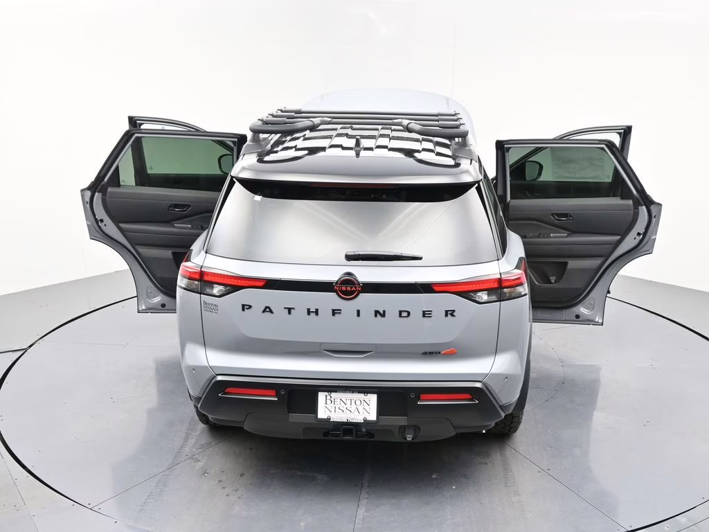 2026 Boulder Gray/Super Black Nissan Pathfinder Rock Creek 4X4 SUV