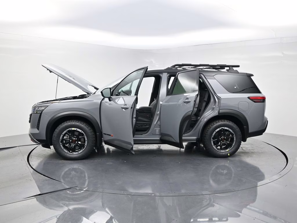 2026 Boulder Gray/Super Black Nissan Pathfinder Rock Creek 4X4 SUV