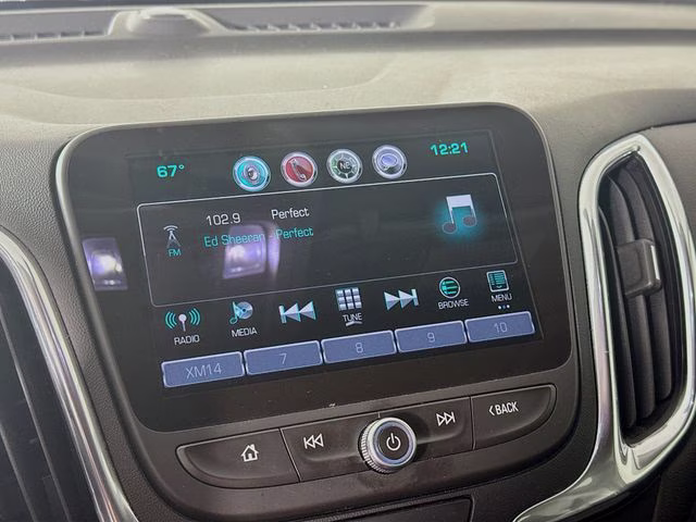 2018 Pepperdust Metallic Chevrolet Equinox LT FWD SUV