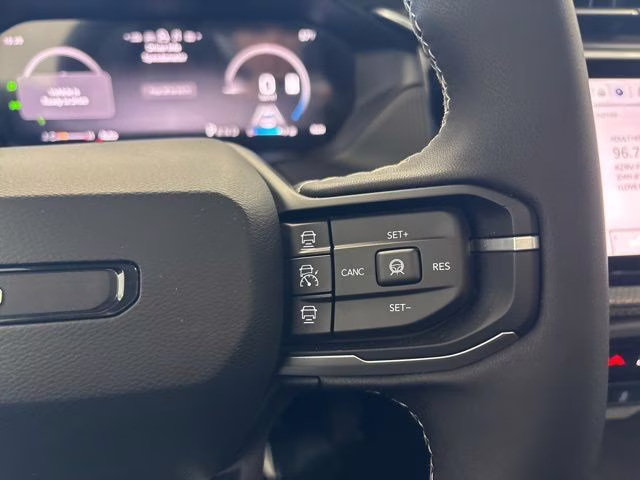 2026 '41 Jeep Cherokee Overland 4X4 SUV