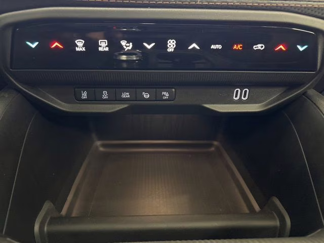 2026 '41 Jeep Cherokee Overland 4X4 SUV