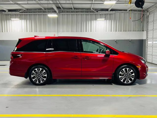 2026 Radiant Red Metallic II Honda Odyssey Elite FWD Van