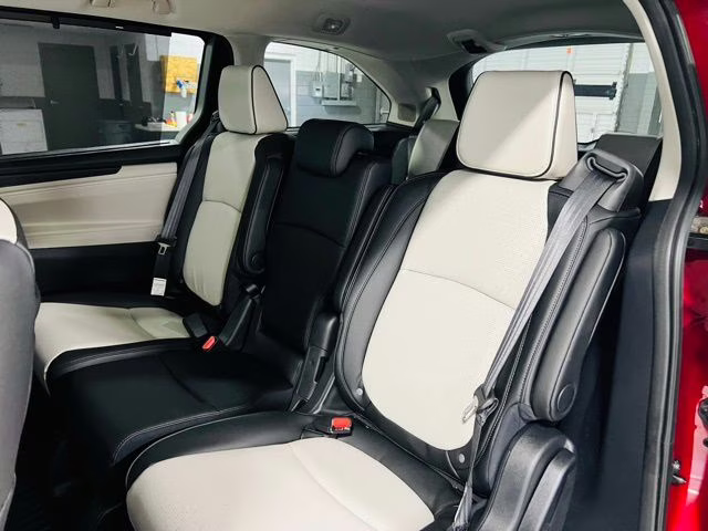2026 Radiant Red Metallic II Honda Odyssey Elite FWD Van