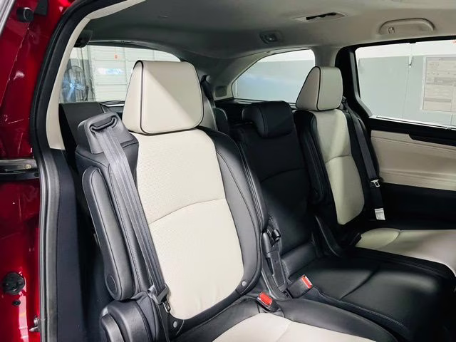2026 Radiant Red Metallic II Honda Odyssey Elite FWD Van