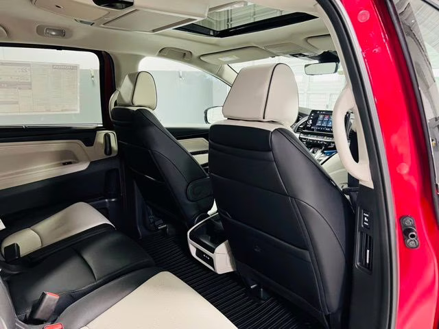 2026 Radiant Red Metallic II Honda Odyssey Elite FWD Van