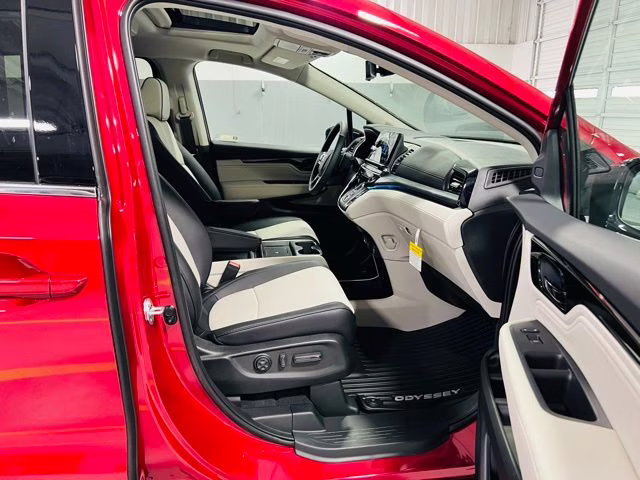 2026 Radiant Red Metallic II Honda Odyssey Elite FWD Van