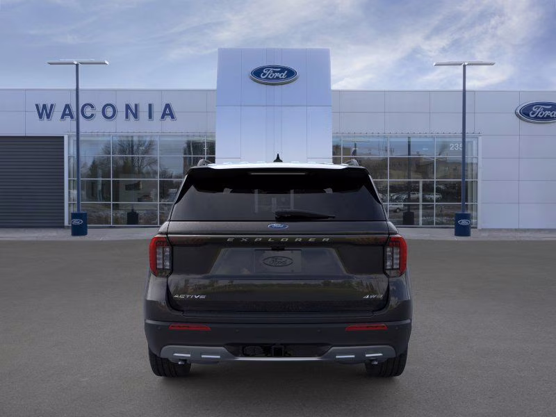 2026 Agate Black Metallic Ford Explorer Active 4X4 SUV