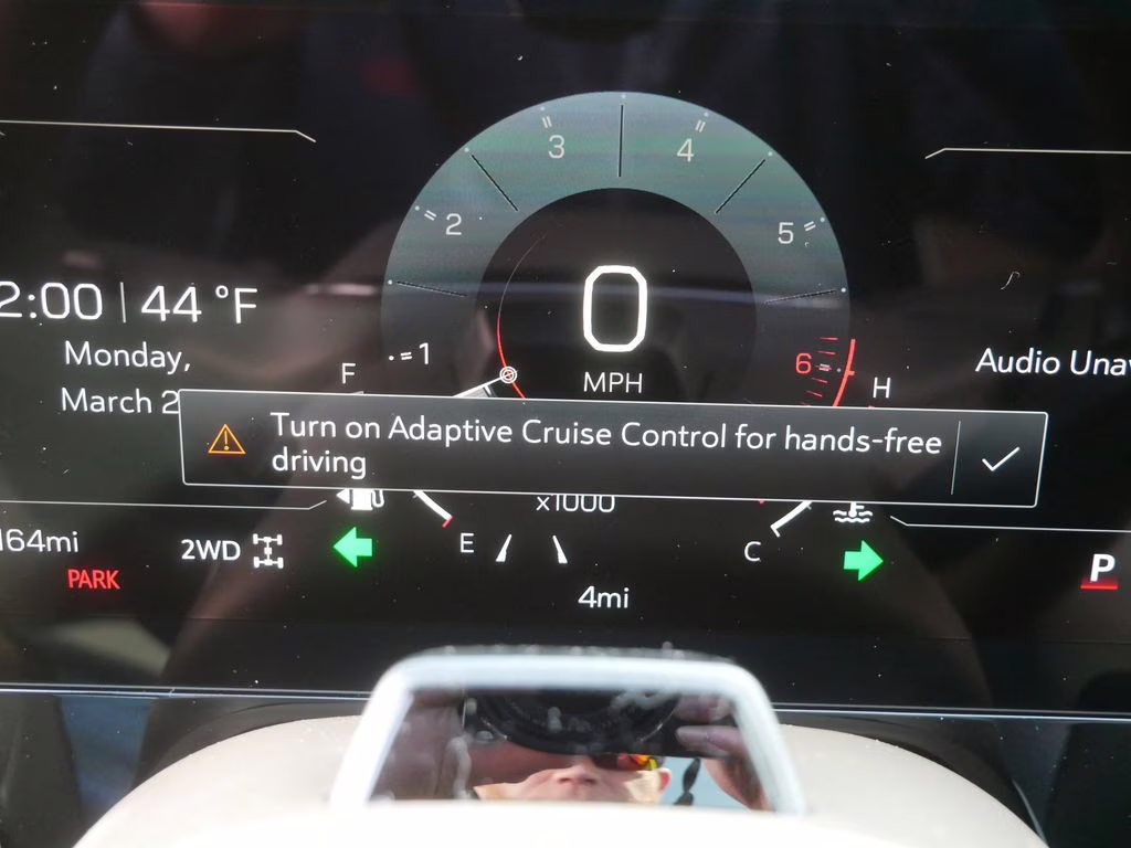 2026 Glacier White Tricoat GMC Yukon XL Denali 4X4 SUV