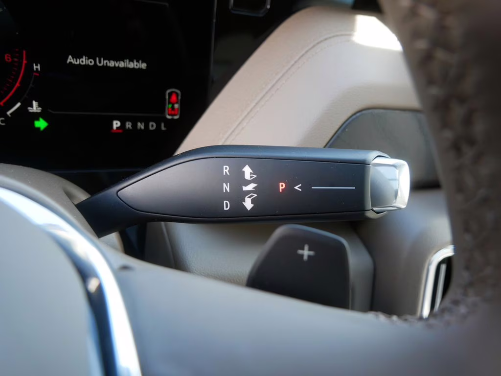 2026 Glacier White Tricoat GMC Yukon XL Denali 4X4 SUV