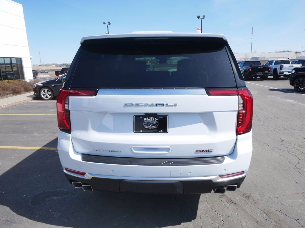 2026 Glacier White Tricoat GMC Yukon XL Denali 4X4 SUV