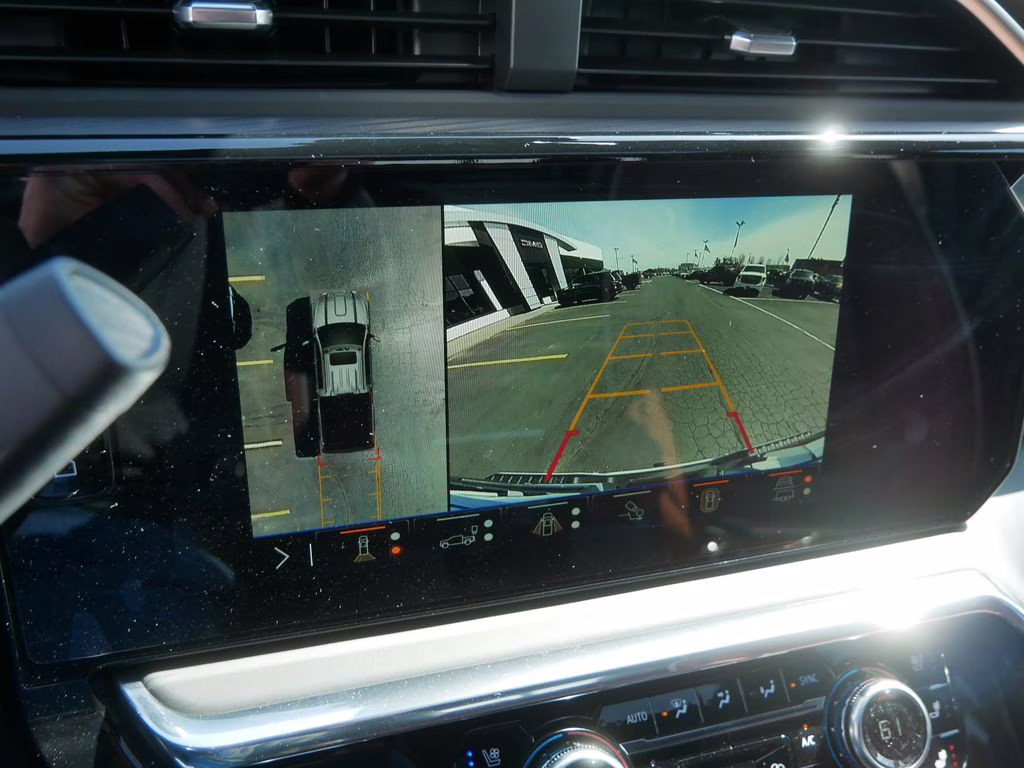 2026 Glacier White Tricoat GMC Sierra 3500HD Denali Ultimate 4X4 Truck