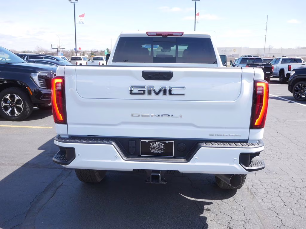 2026 Glacier White Tricoat GMC Sierra 3500HD Denali Ultimate 4X4 Truck