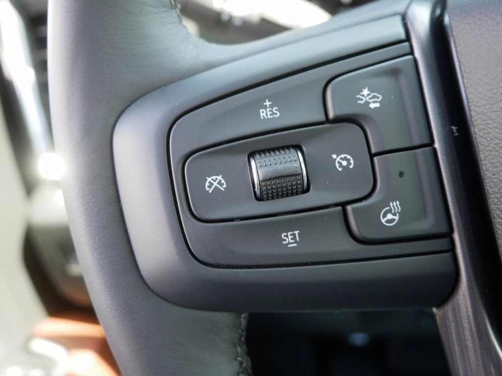 2026 Glacier White Tricoat GMC Sierra 3500HD Denali Ultimate 4X4 Truck