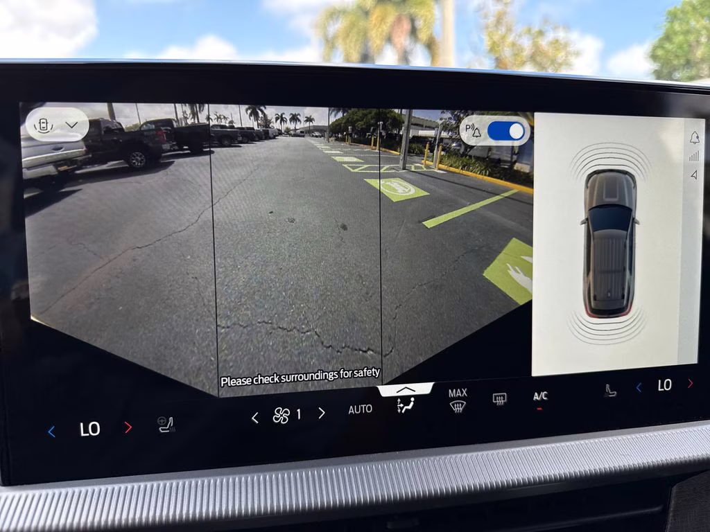 2026 Star White Metallic TC Ford Explorer Platinum RWD SUV