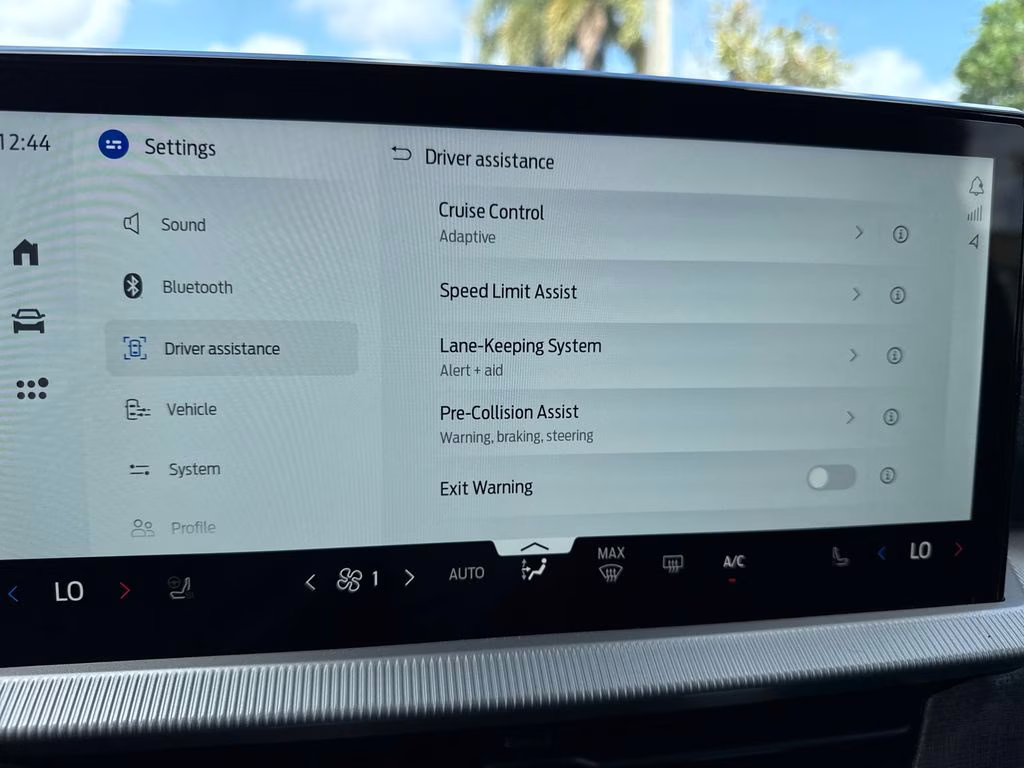 2026 Star White Metallic TC Ford Explorer Platinum RWD SUV