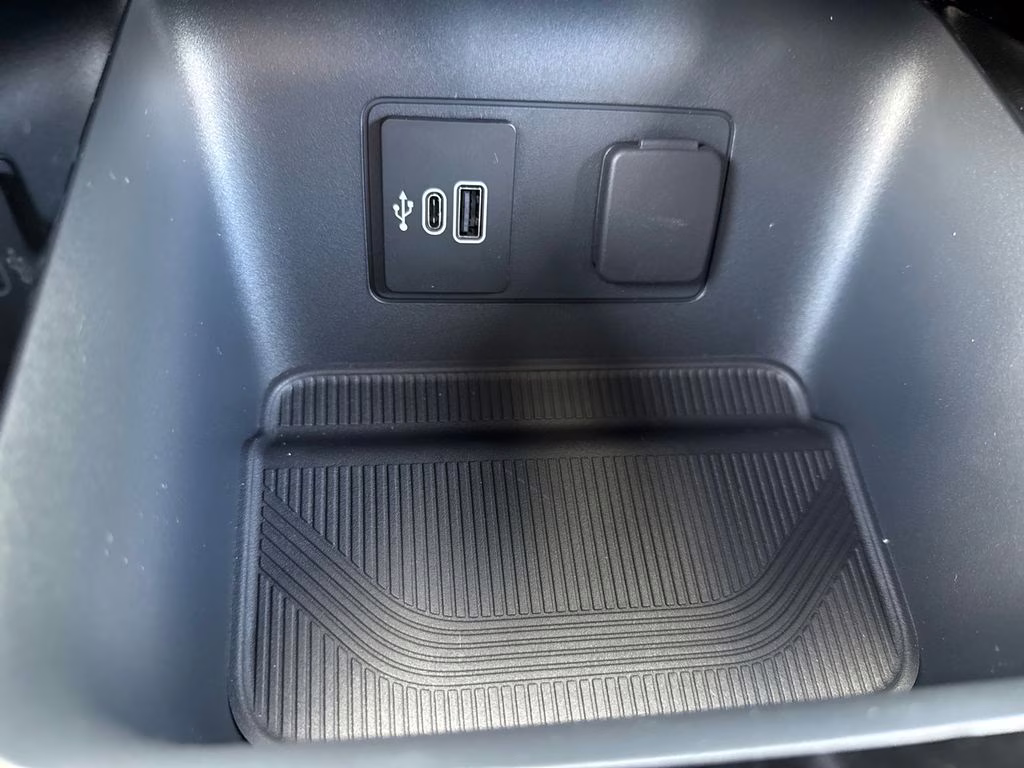 2026 Star White Metallic TC Ford Explorer Platinum RWD SUV