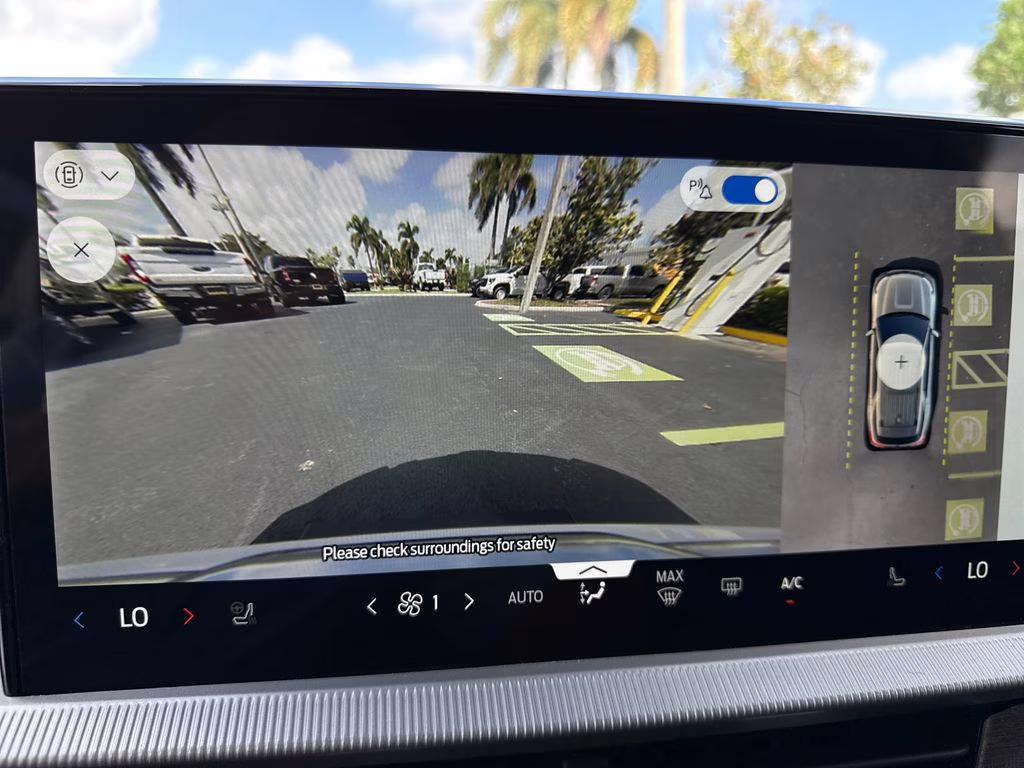 2026 Star White Metallic TC Ford Explorer Platinum RWD SUV