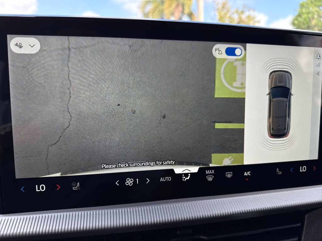 2026 Star White Metallic TC Ford Explorer Platinum RWD SUV