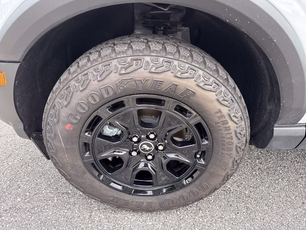 2026 Space White Metallic Ford Bronco Sport Outer Banks 4X4 SUV